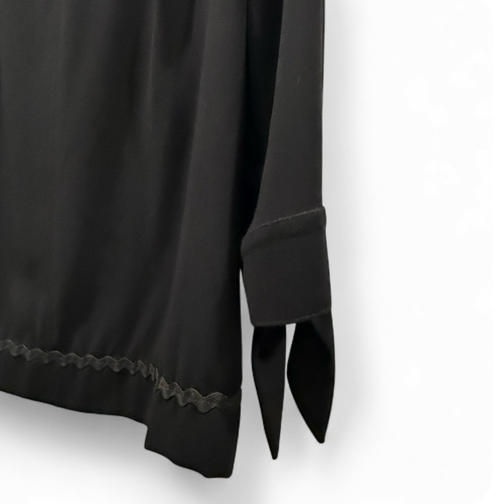 Trina Turk Blouse - Picture 4 of 7